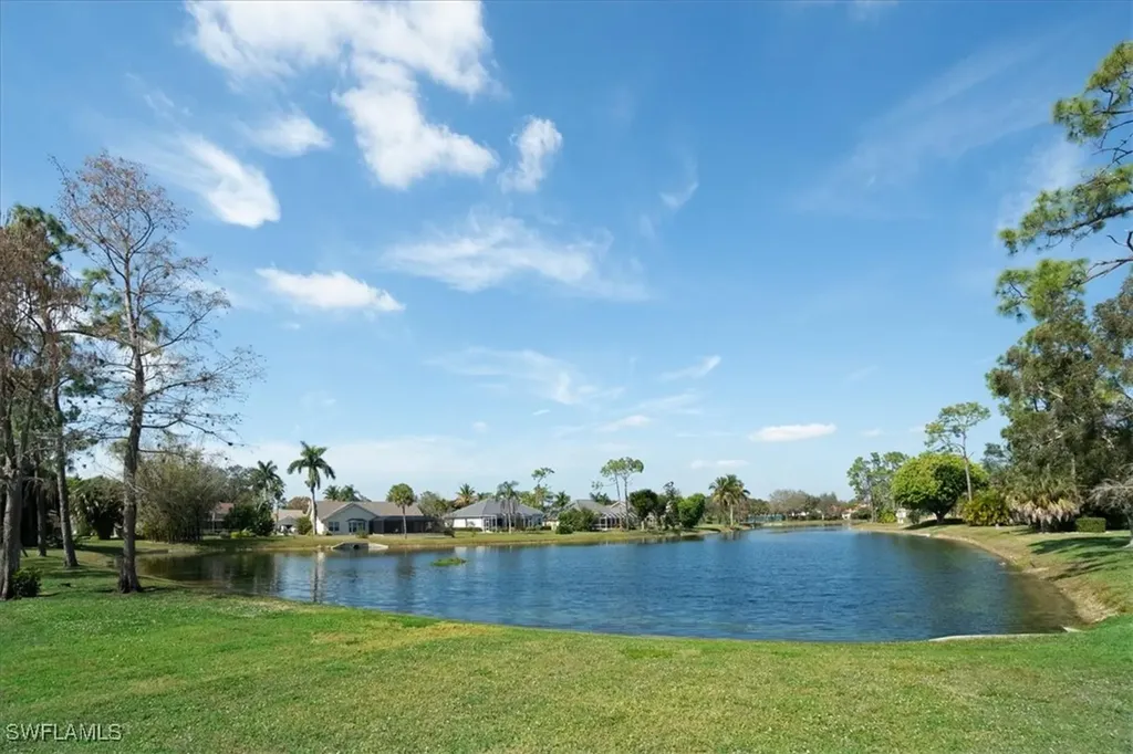 315 Melrose Place Naples FL 34104