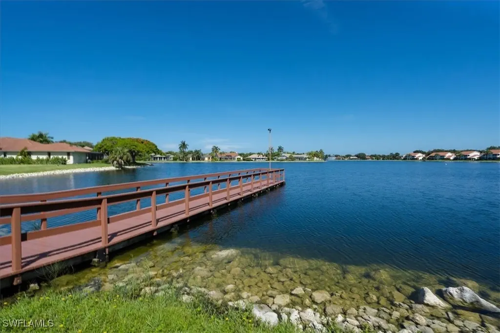 315 Melrose Place Naples FL 34104