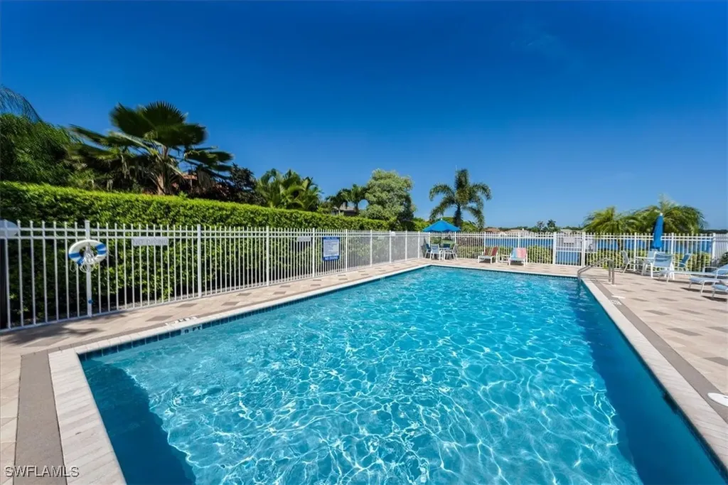 315 Melrose Place Naples FL 34104