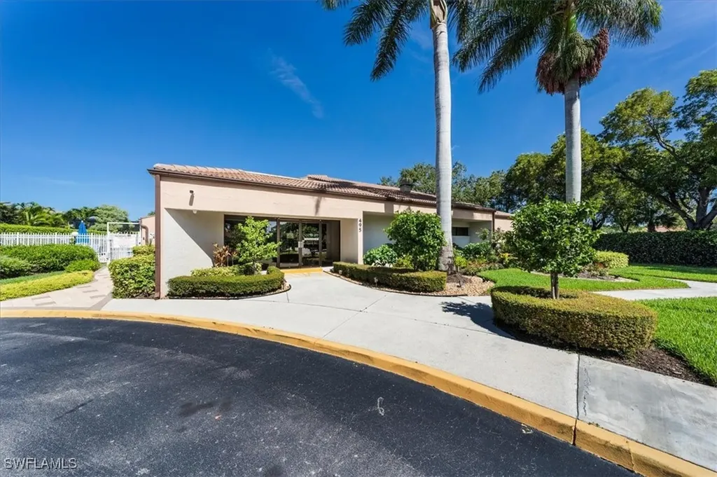 315 Melrose Place Naples FL 34104