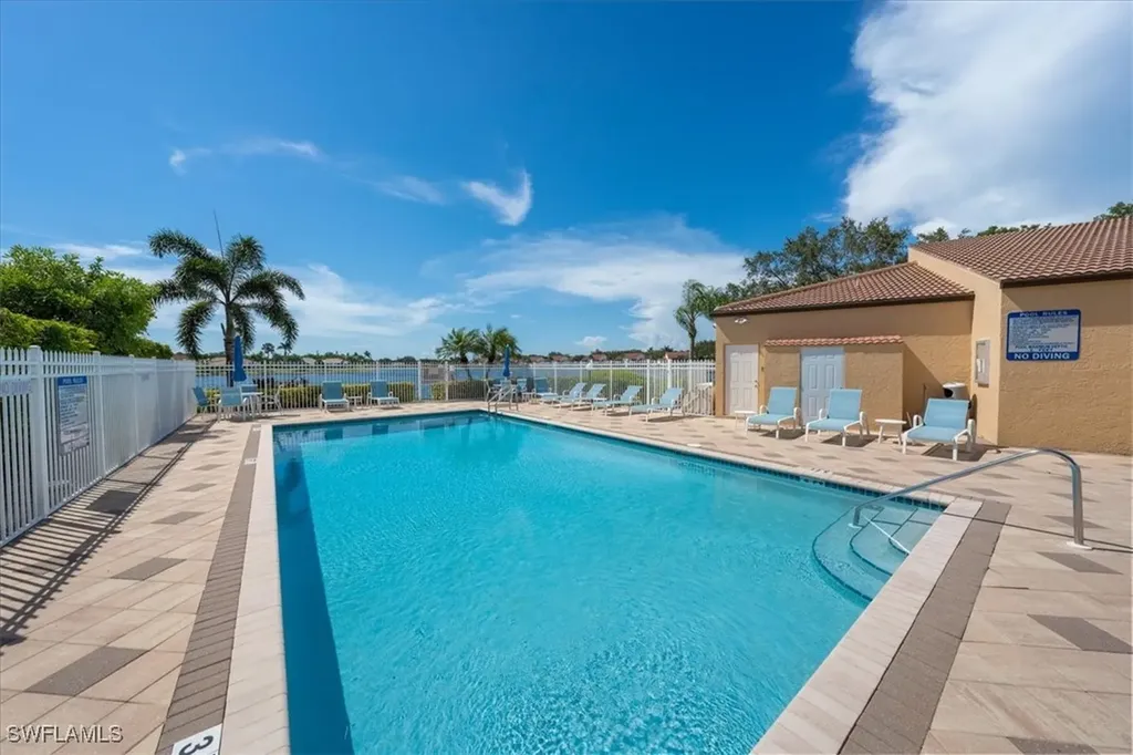 315 Melrose Place Naples FL 34104