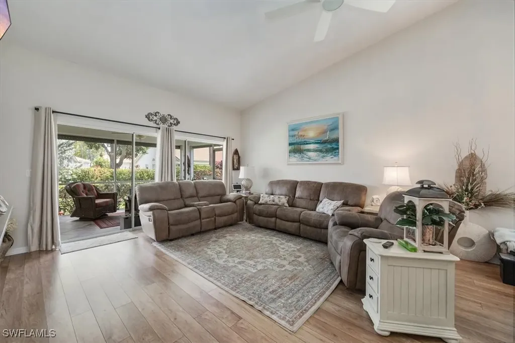 315 Melrose Place Naples FL 34104