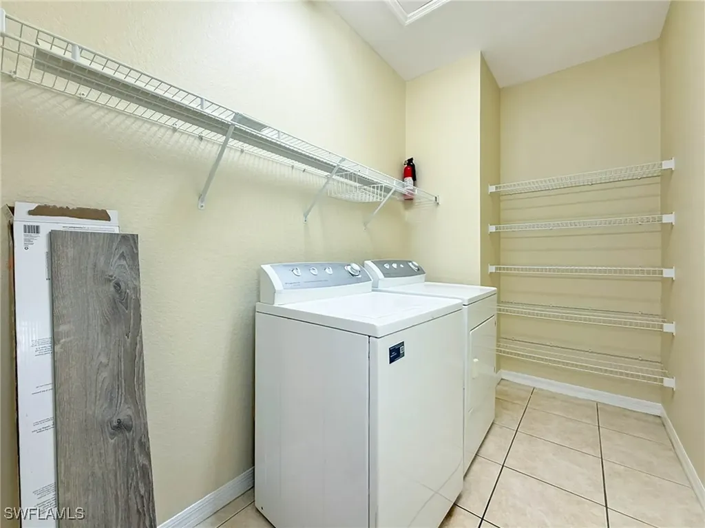 1837 Concordia Lake Circle Cape Coral FL 33909