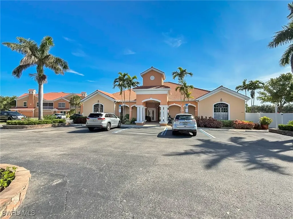 1837 Concordia Lake Circle Cape Coral FL 33909