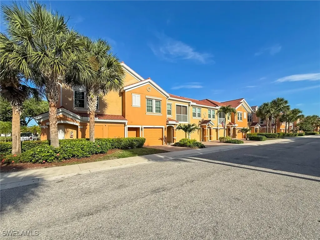 1837 Concordia Lake Circle Cape Coral FL 33909