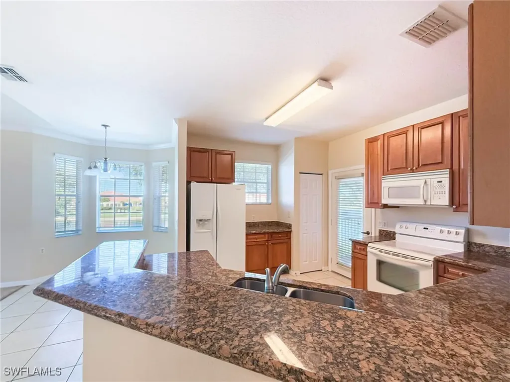 1837 Concordia Lake Circle Cape Coral FL 33909