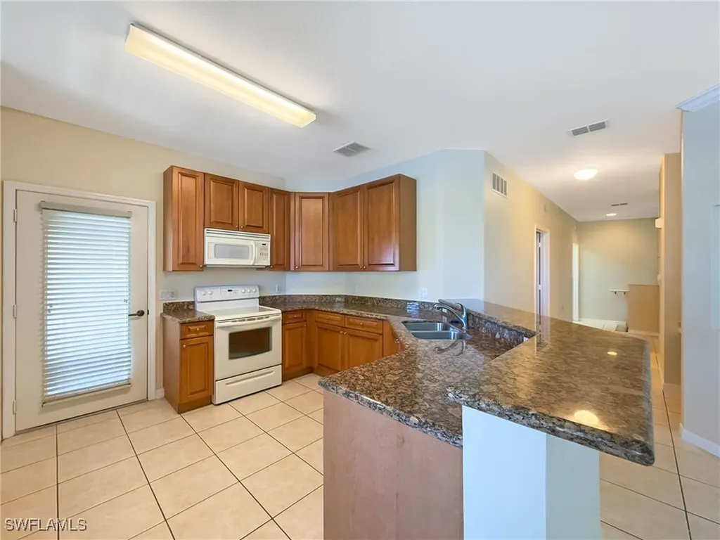 1837 Concordia Lake Circle Cape Coral FL 33909