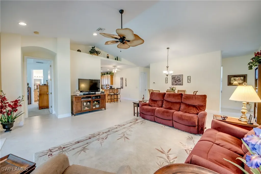 2102 SW 47th Street Cape Coral FL 33914