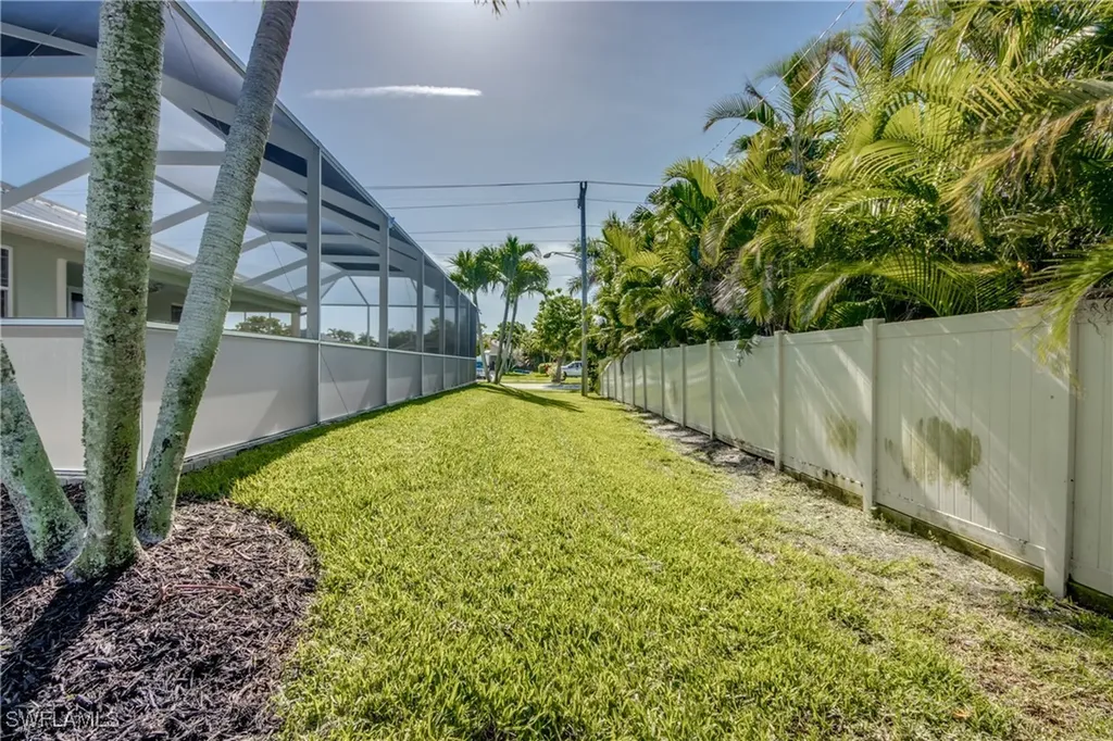 2102 SW 47th Street Cape Coral FL 33914