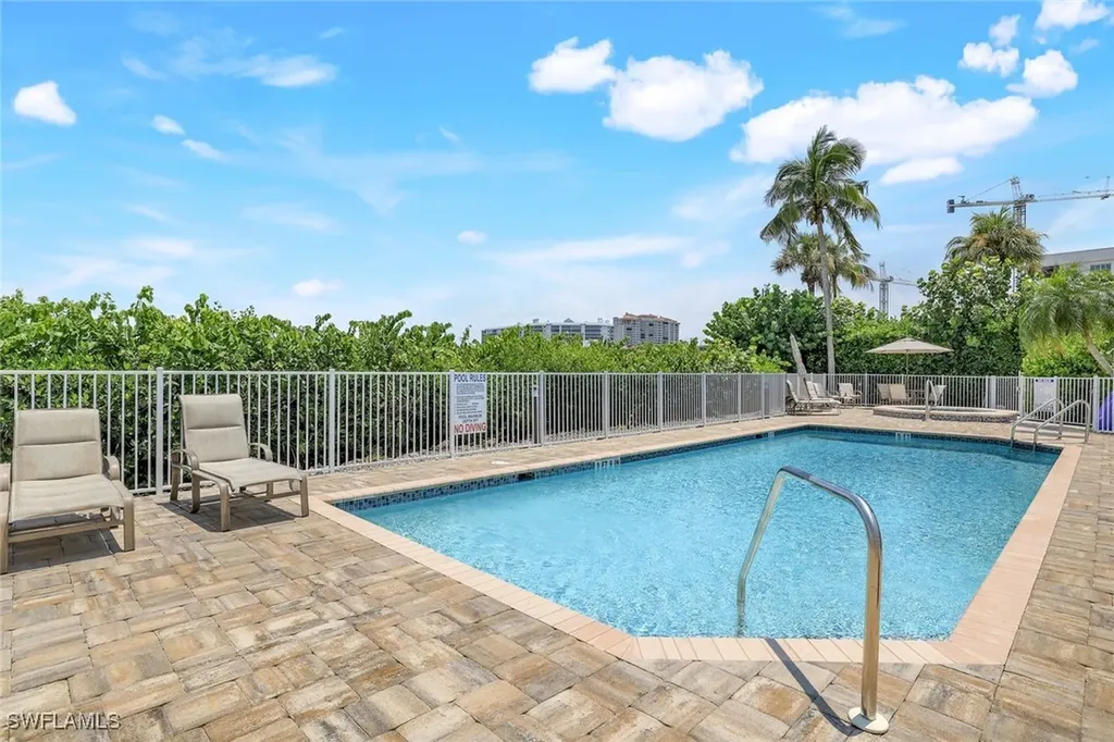 9380 Gulf Shore Drive Naples FL 34108