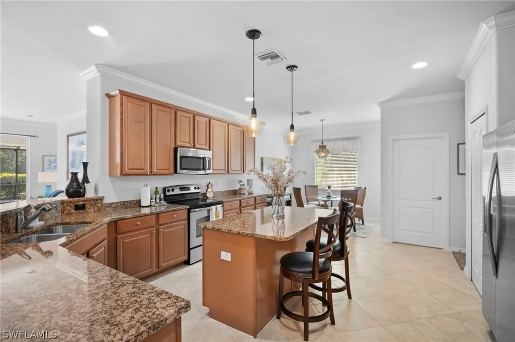 8088 Piedmont Drive Naples FL 34104