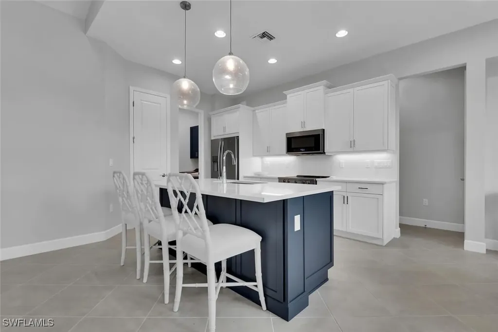 7124 Saona Court Naples FL 34113