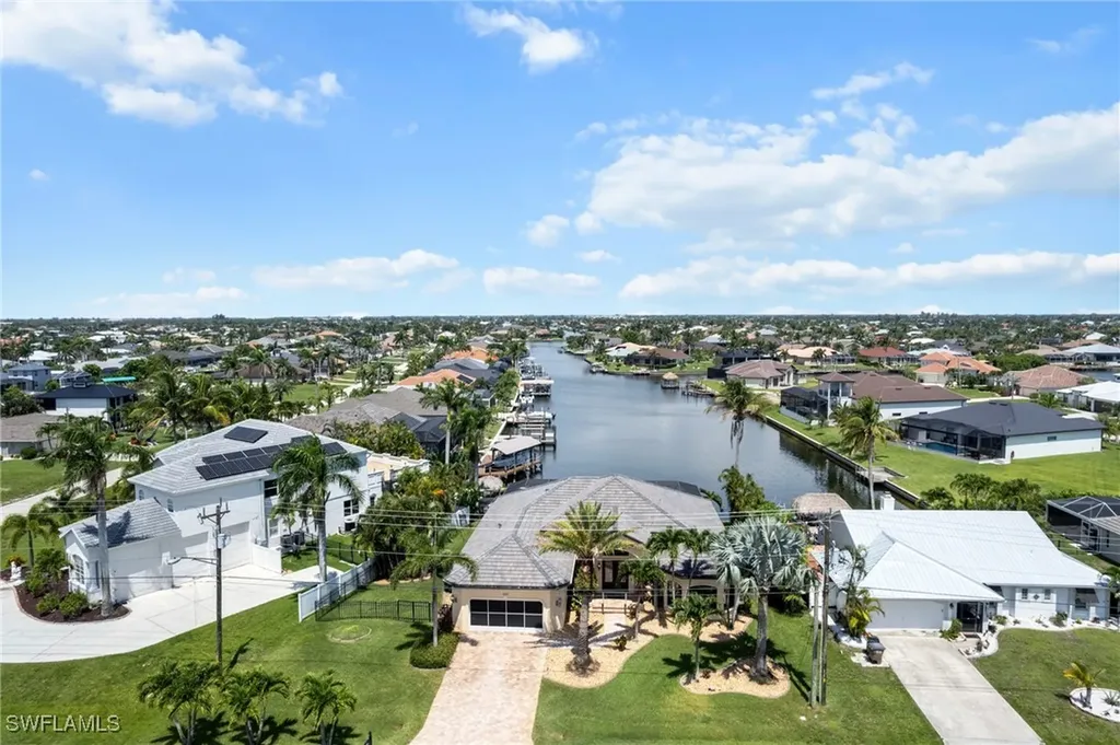 4007 Surfside Boulevard Cape Coral FL 33914