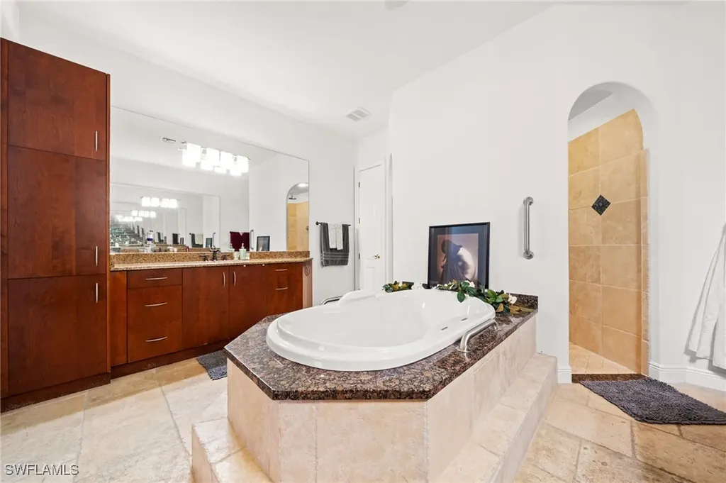 4007 Surfside Boulevard Cape Coral FL 33914