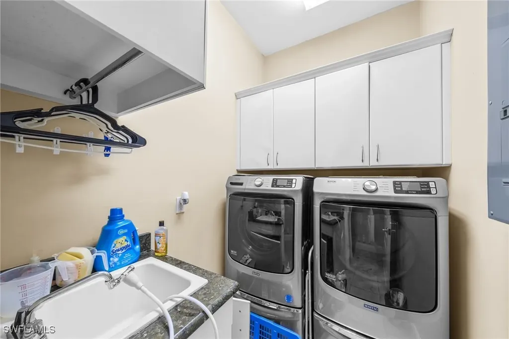 4007 Surfside Boulevard Cape Coral FL 33914