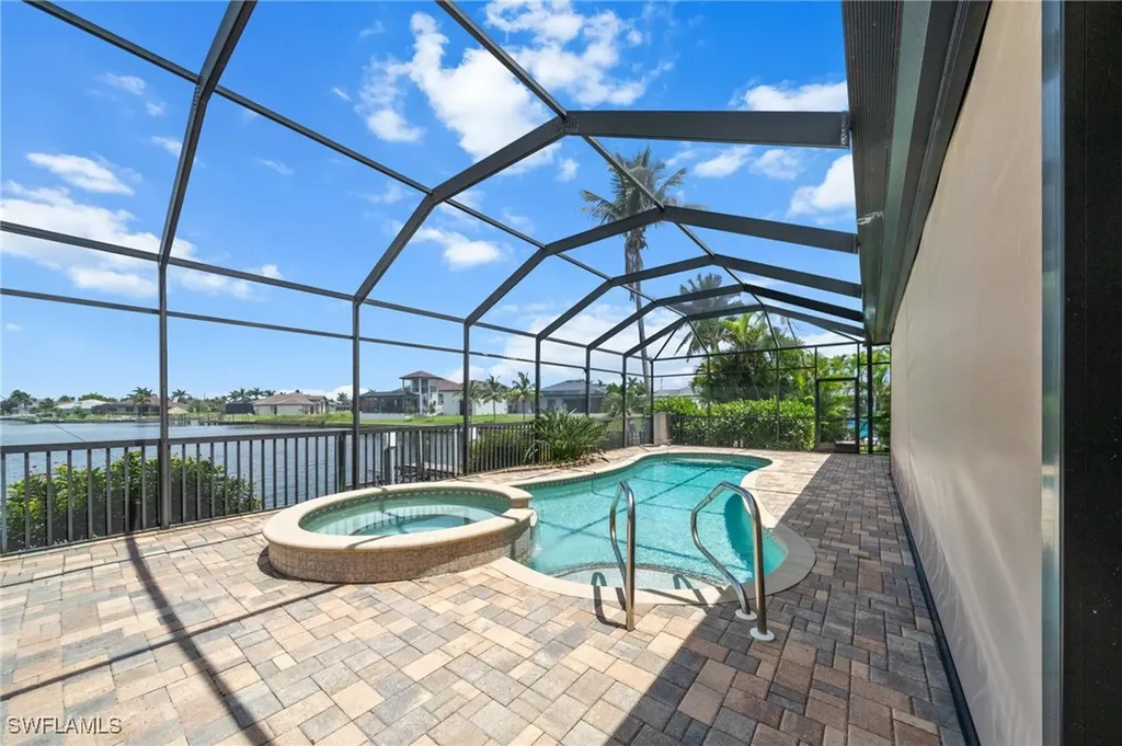4007 Surfside Boulevard Cape Coral FL 33914