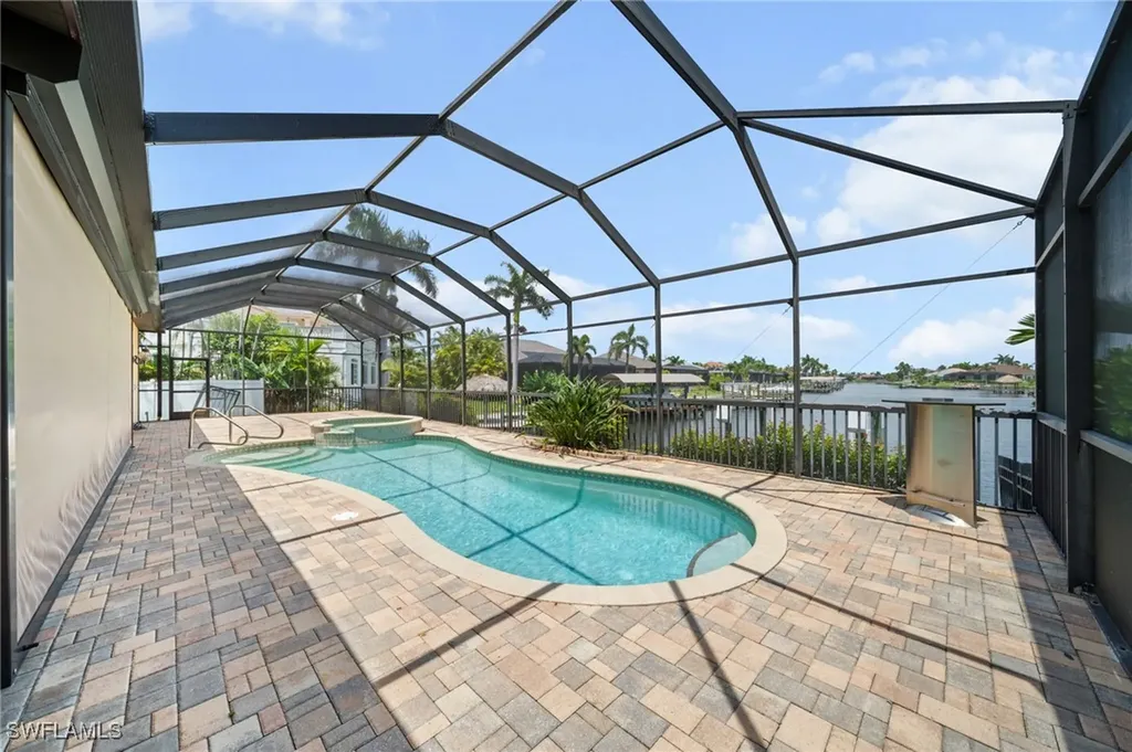 4007 Surfside Boulevard Cape Coral FL 33914