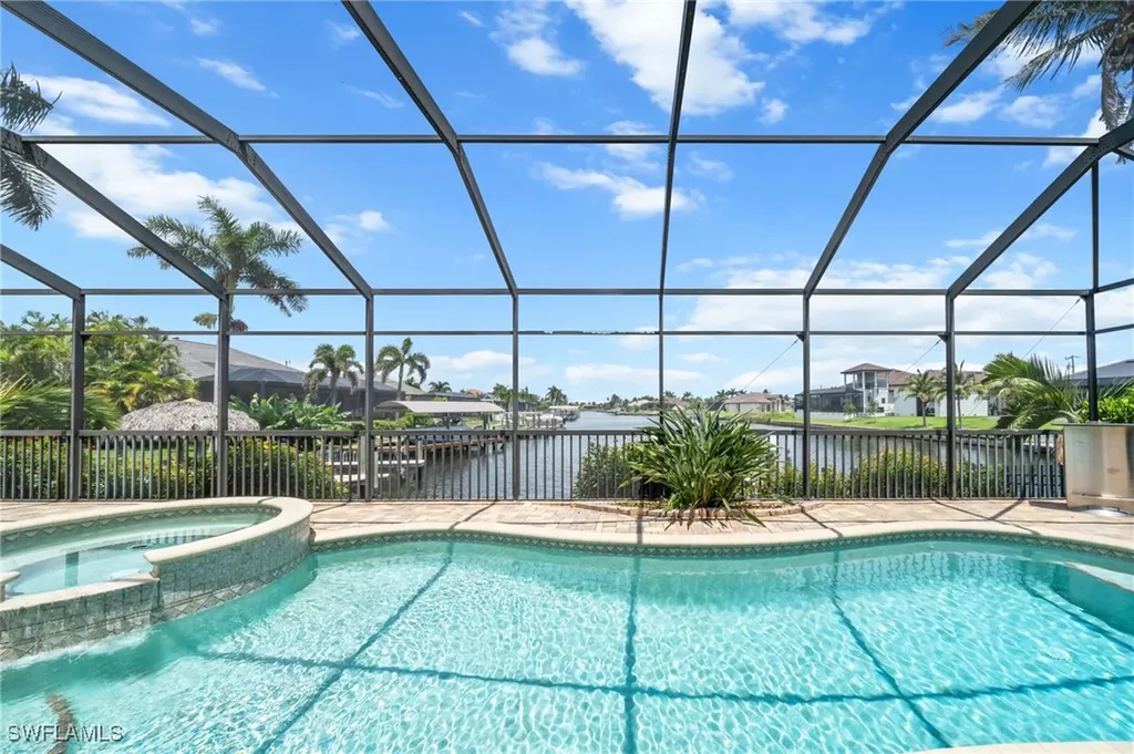 4007 Surfside Boulevard Cape Coral FL 33914