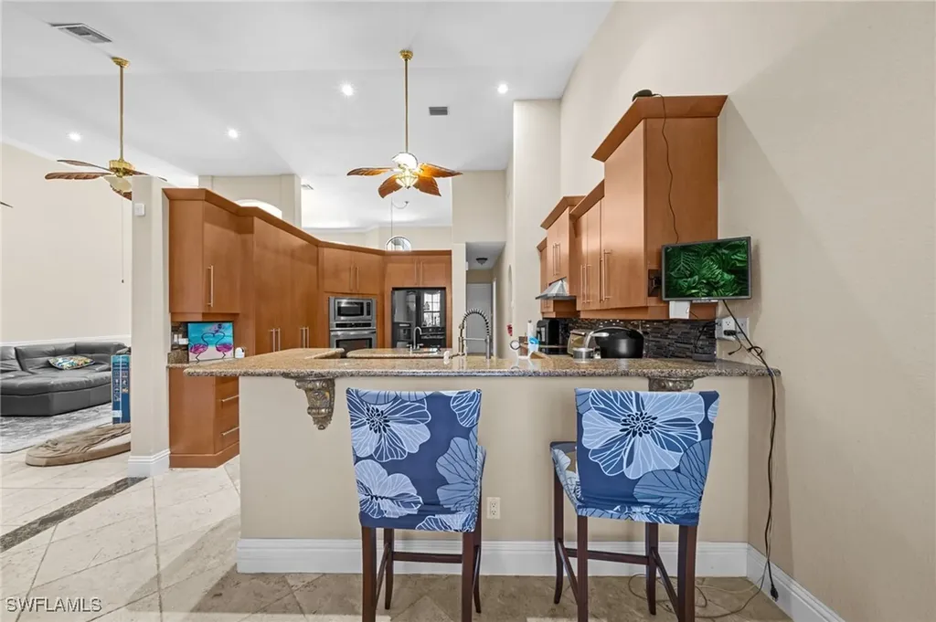 4007 Surfside Boulevard Cape Coral FL 33914