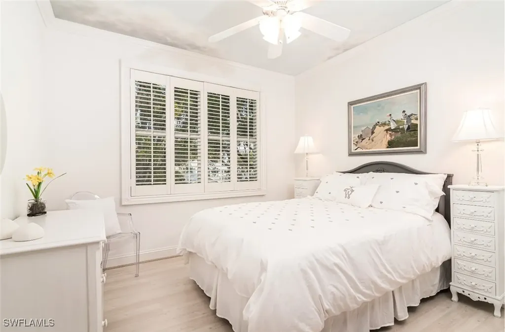 362 2nd Avenue N Naples FL 34102