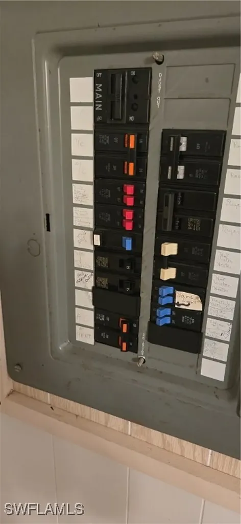 512 Crampton Lane North Fort Myers FL 33903