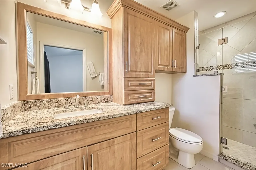10058 Pacific Pines Avenue Fort Myers FL 33966