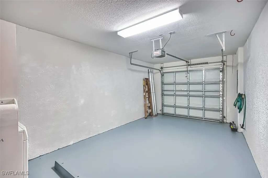 10058 Pacific Pines Avenue Fort Myers FL 33966