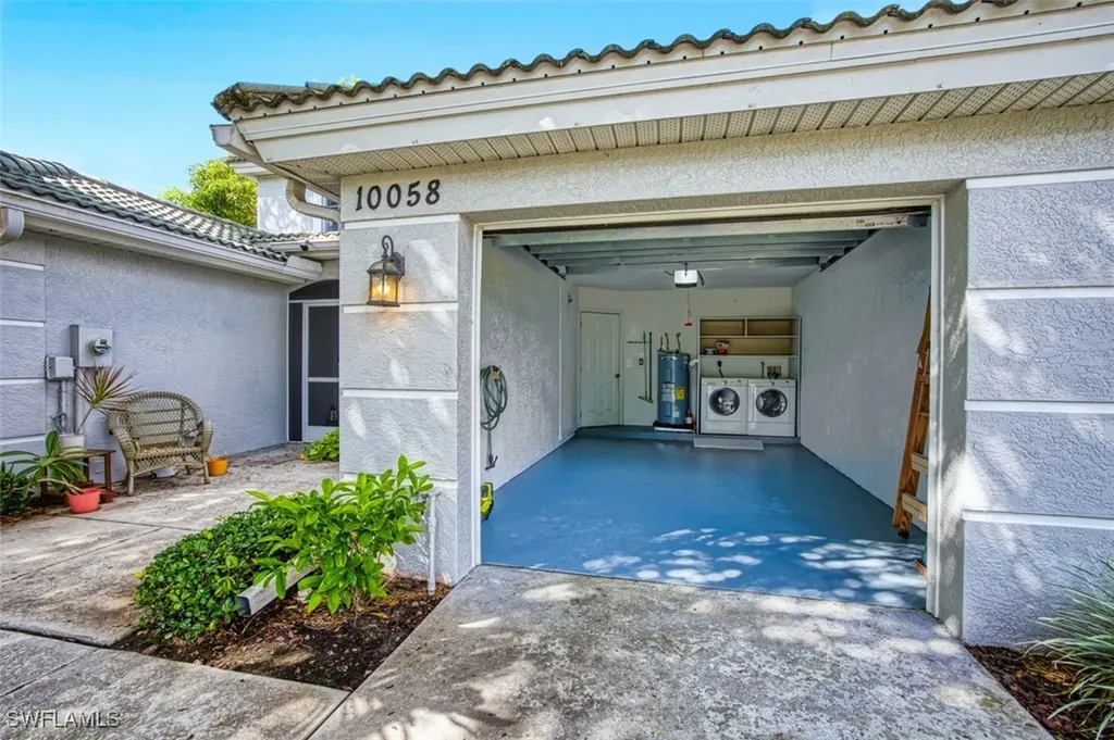10058 Pacific Pines Avenue Fort Myers FL 33966