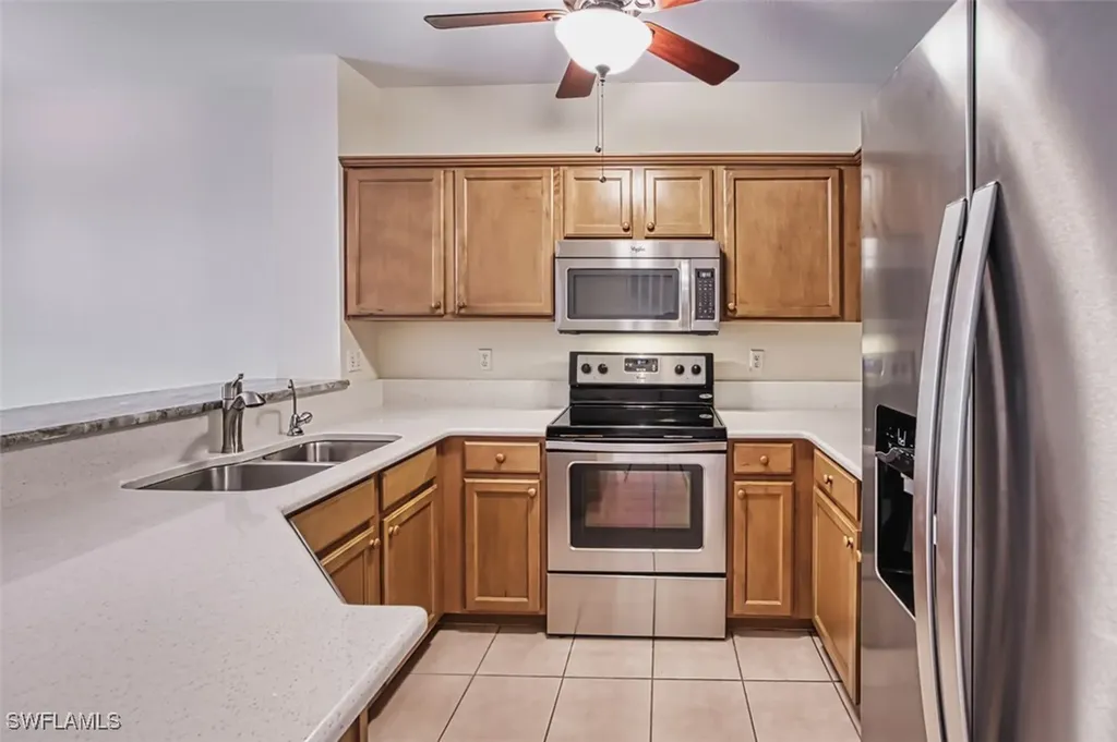 10058 Pacific Pines Avenue Fort Myers FL 33966