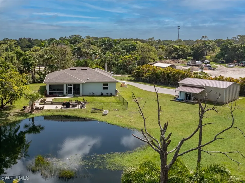 260 Price Street Naples FL 34113
