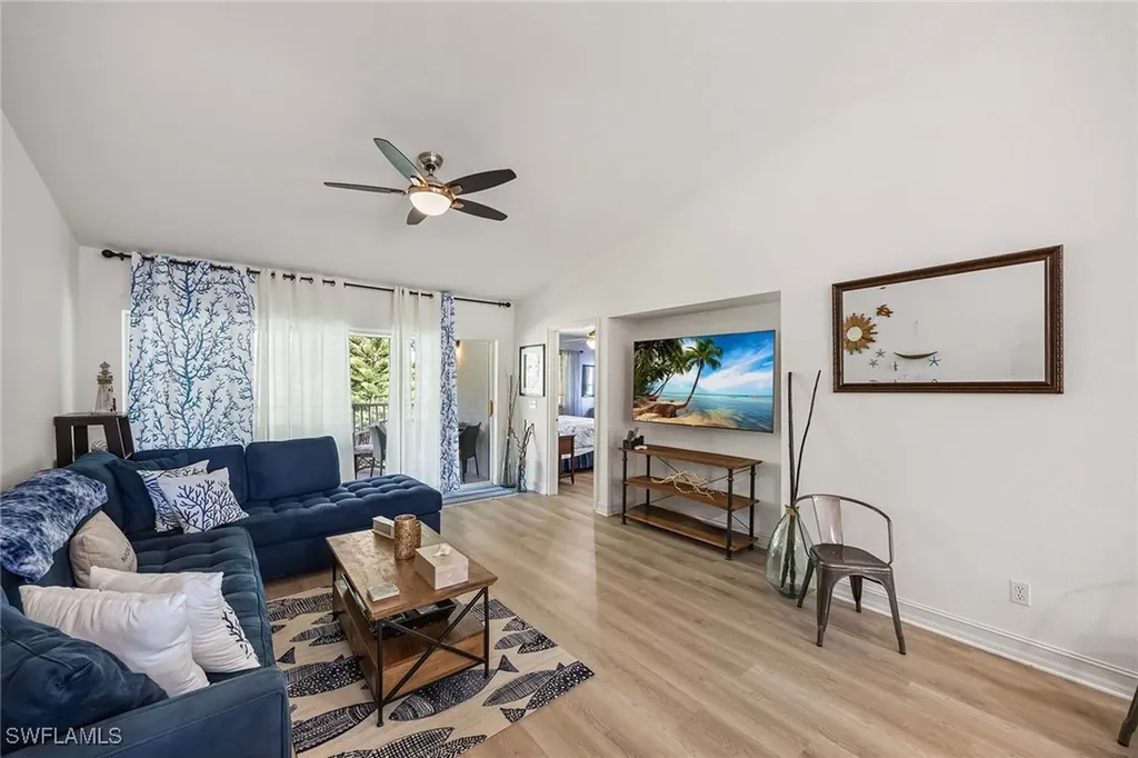 640 Luisa Lane Naples FL 34104