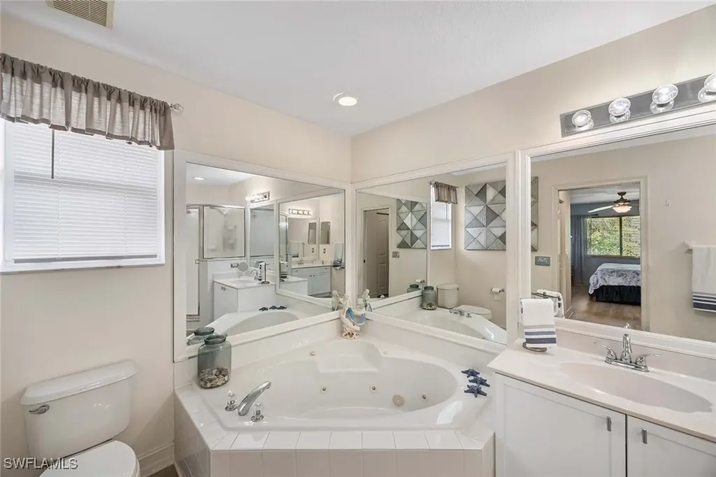 640 Luisa Lane Naples FL 34104