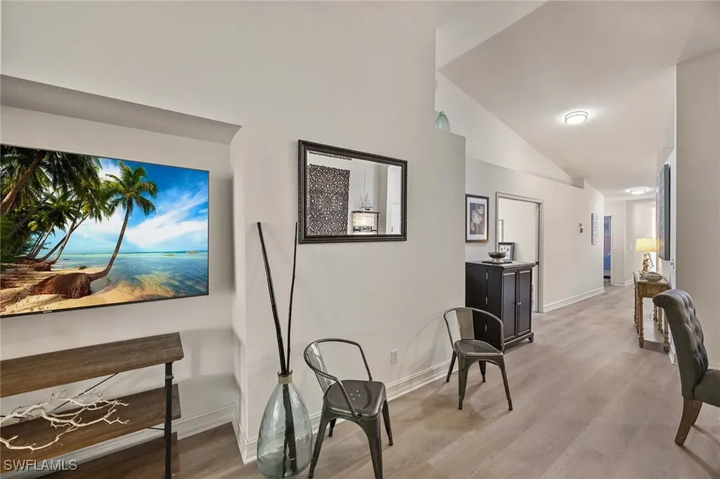 640 Luisa Lane Naples FL 34104