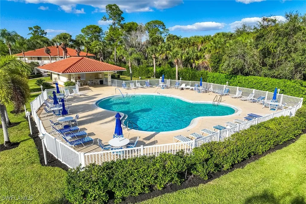 640 Luisa Lane Naples FL 34104