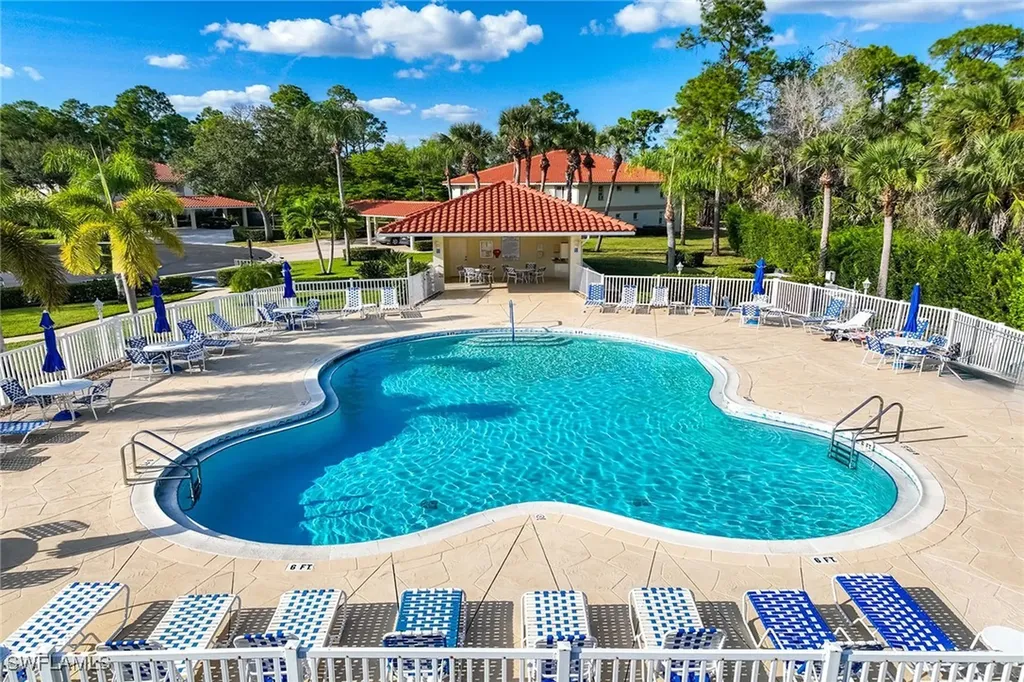 640 Luisa Lane Naples FL 34104