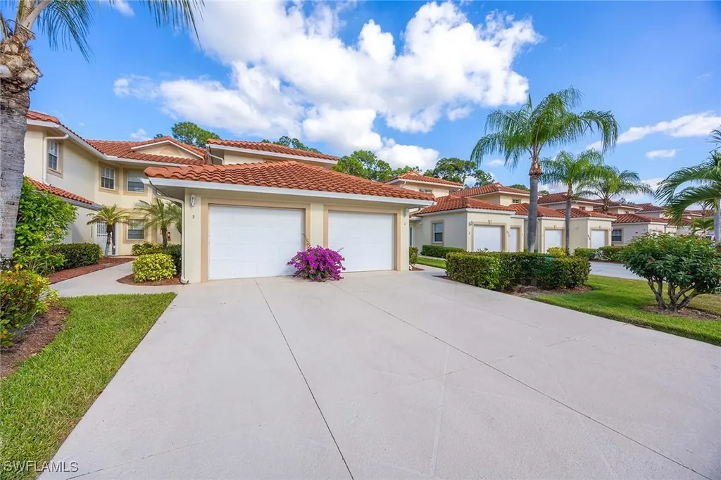 640 Luisa Lane Naples FL 34104