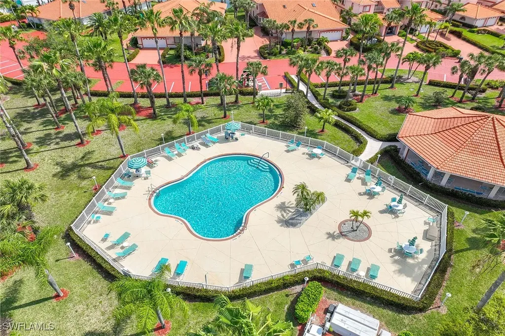 640 Luisa Lane Naples FL 34104