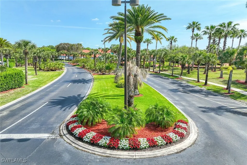 640 Luisa Lane Naples FL 34104