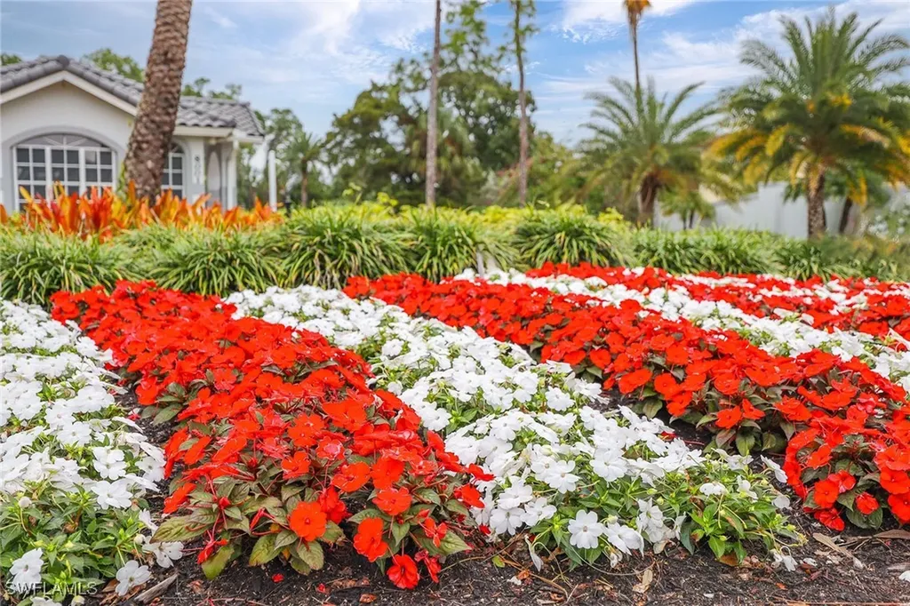640 Luisa Lane Naples FL 34104