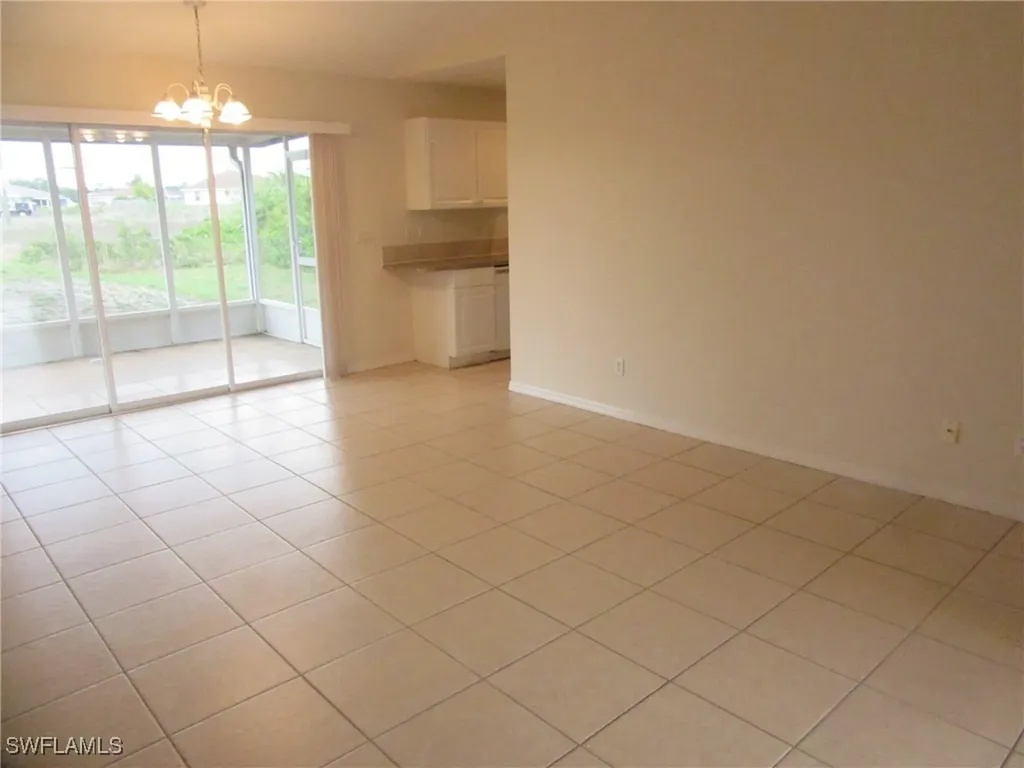 1568/1570 Gilbert Avenue S Lehigh Acres FL 33973