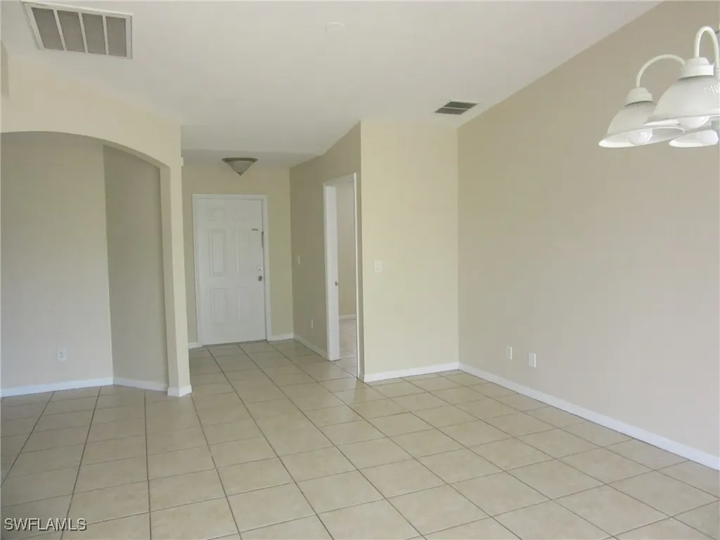 1568/1570 Gilbert Avenue S Lehigh Acres FL 33973