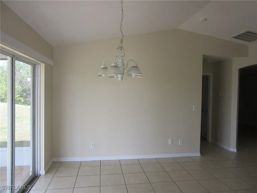 1568/1570 Gilbert Avenue S Lehigh Acres FL 33973