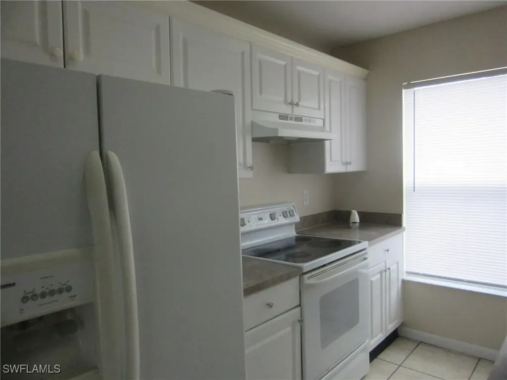 1568/1570 Gilbert Avenue S Lehigh Acres FL 33973