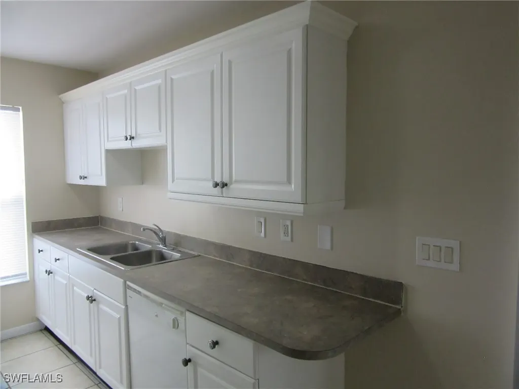 1568/1570 Gilbert Avenue S Lehigh Acres FL 33973