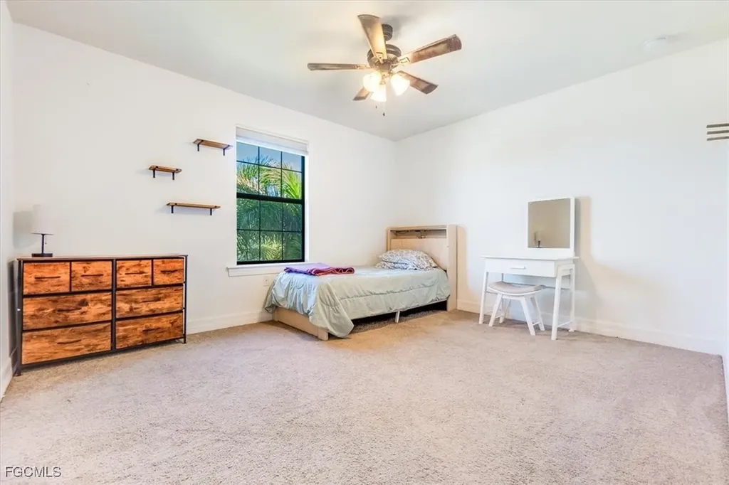 3548 E Hampton Circle Alva FL 33920