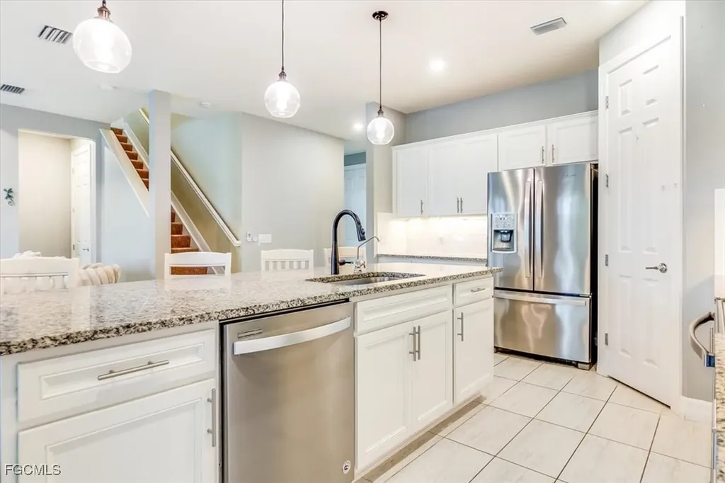 3548 E Hampton Circle Alva FL 33920