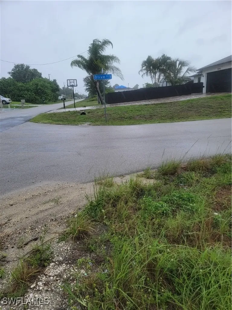 3114 5th Street SW Lehigh Acres FL 33976