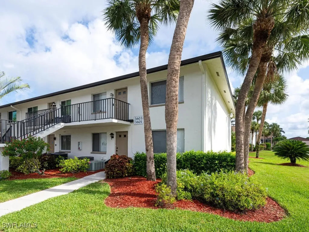 3603 Arctic Circle Naples FL 34112