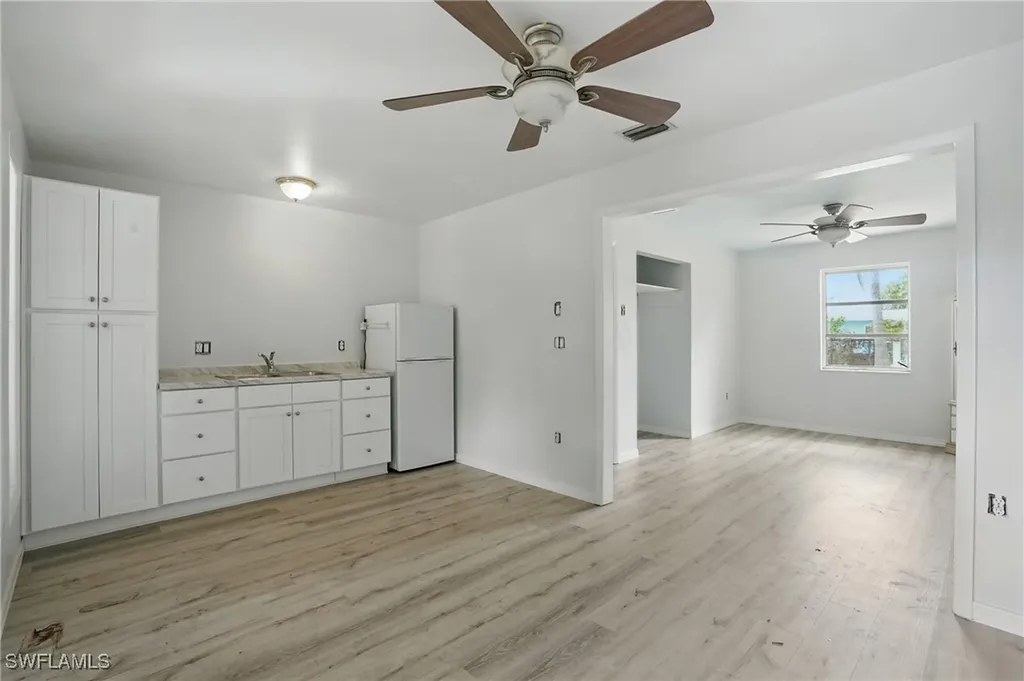4011 Coconut Circle S Naples FL 34104