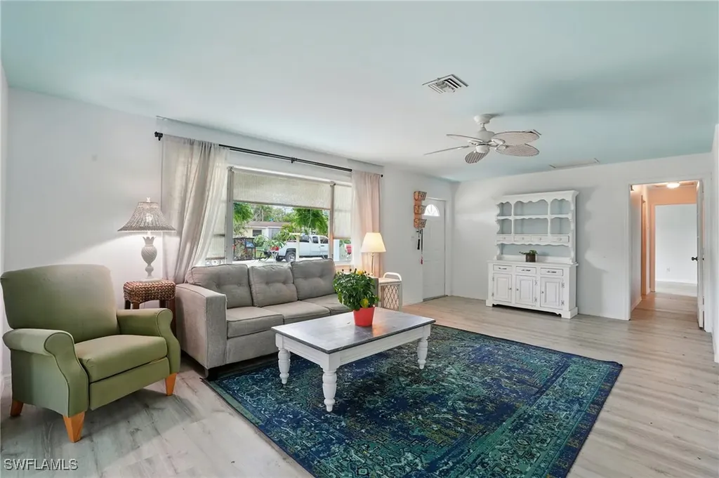4011 Coconut Circle S Naples FL 34104
